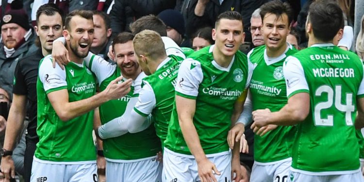 Hibernian  beat Arsenal 2-1 in first preseason game on Easter Road