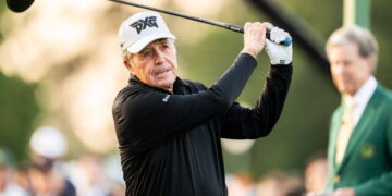 TrivDaily - Gary Player Reveals How $9,000 Contract Completely Disrupted His Relationship With PGA Tour Legend 60 Gary Player Reveals How $9,000 Contract Completely Disrupted His Relationship With PGA Tour Legend