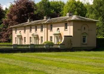 Disputes on Andrew Mountbatten-Windsor’s ‘Peppercorn Rent’ at Royal Lodge Launches New Official Inquiry On All Crown Estates Properties Used By The Royal Family