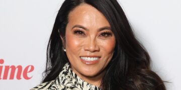 Inside Dr. Pimple Popper star Sandra Lee’s 25-year marriage to husband Jeffrey Rebish and their family life