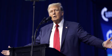 Ukraine Cash Triumphs Over MAGA Rage: House Delivers $901B Military Defence Bill to Trump