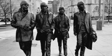 TrivDaily - Paul McCartney Fought For The Beatles Final Christmas No. 1 61 Paul McCartney Fought For The Beatles Final Christmas No. 1