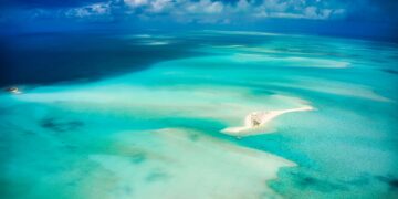 Brandon Sanderson Explains Why He Doesn’t Write About Elves or Dwarves