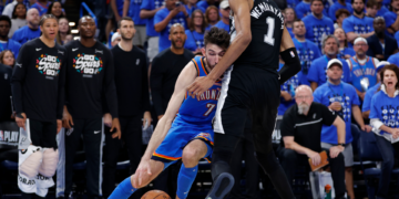 Chet Holmgren goes full Ben Simmons in Game 7 disappearing act