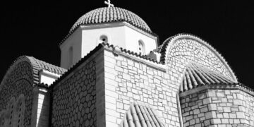 Greece shows full-hand to beat black market gambling 