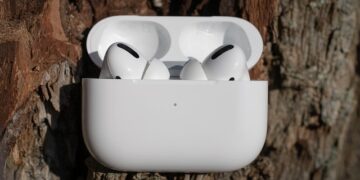 AirPods 5 Hands-On: Better Than ANC AirPods 4 in Every Way and Now $30 Cheaper